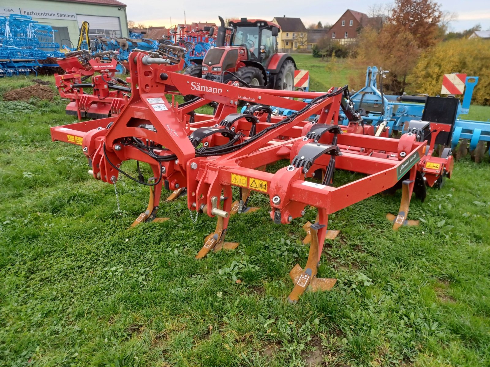 Grubber des Typs Kverneland Enduro 3000, Gebrauchtmaschine in Uffenheim (Bild 1)