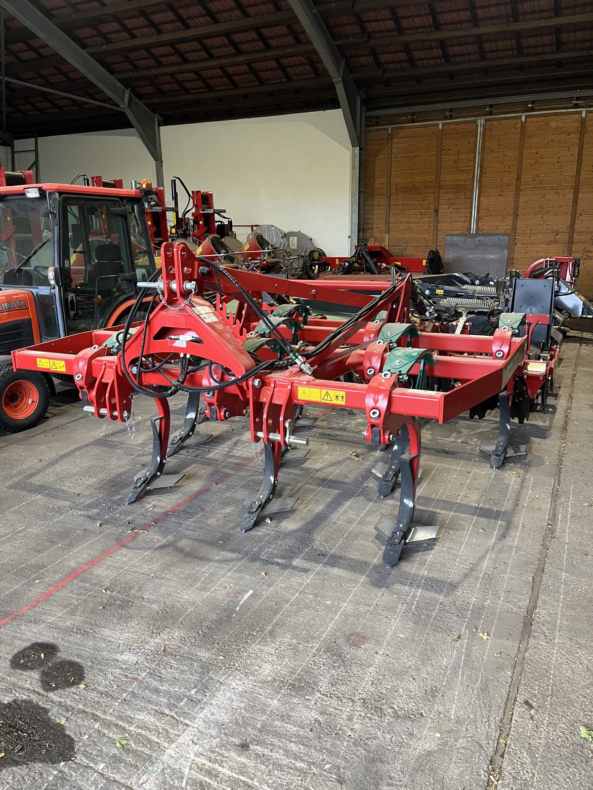 Grubber des Typs Kverneland Enduro 3000, Neumaschine in Hagenbüchach (Bild 1)