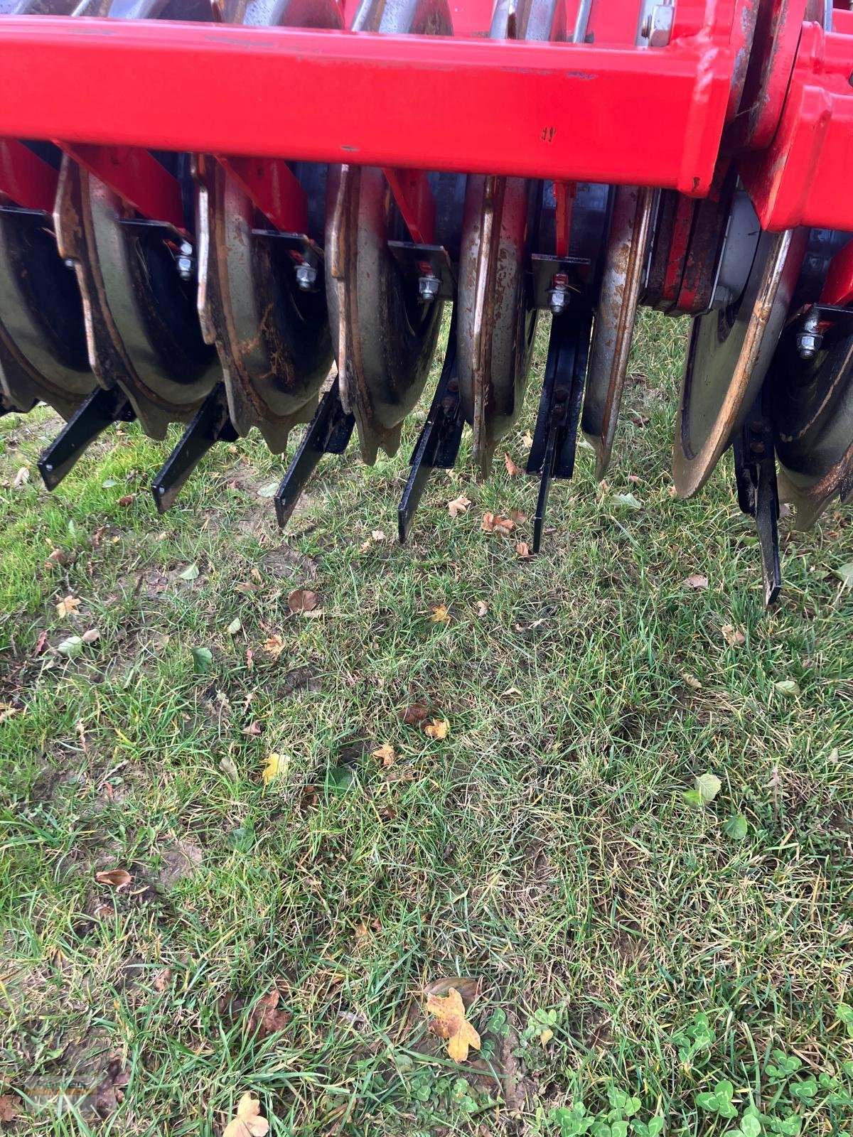 Grubber des Typs Kverneland Enduro 4000, Gebrauchtmaschine in Niederstetten (Bild 11)