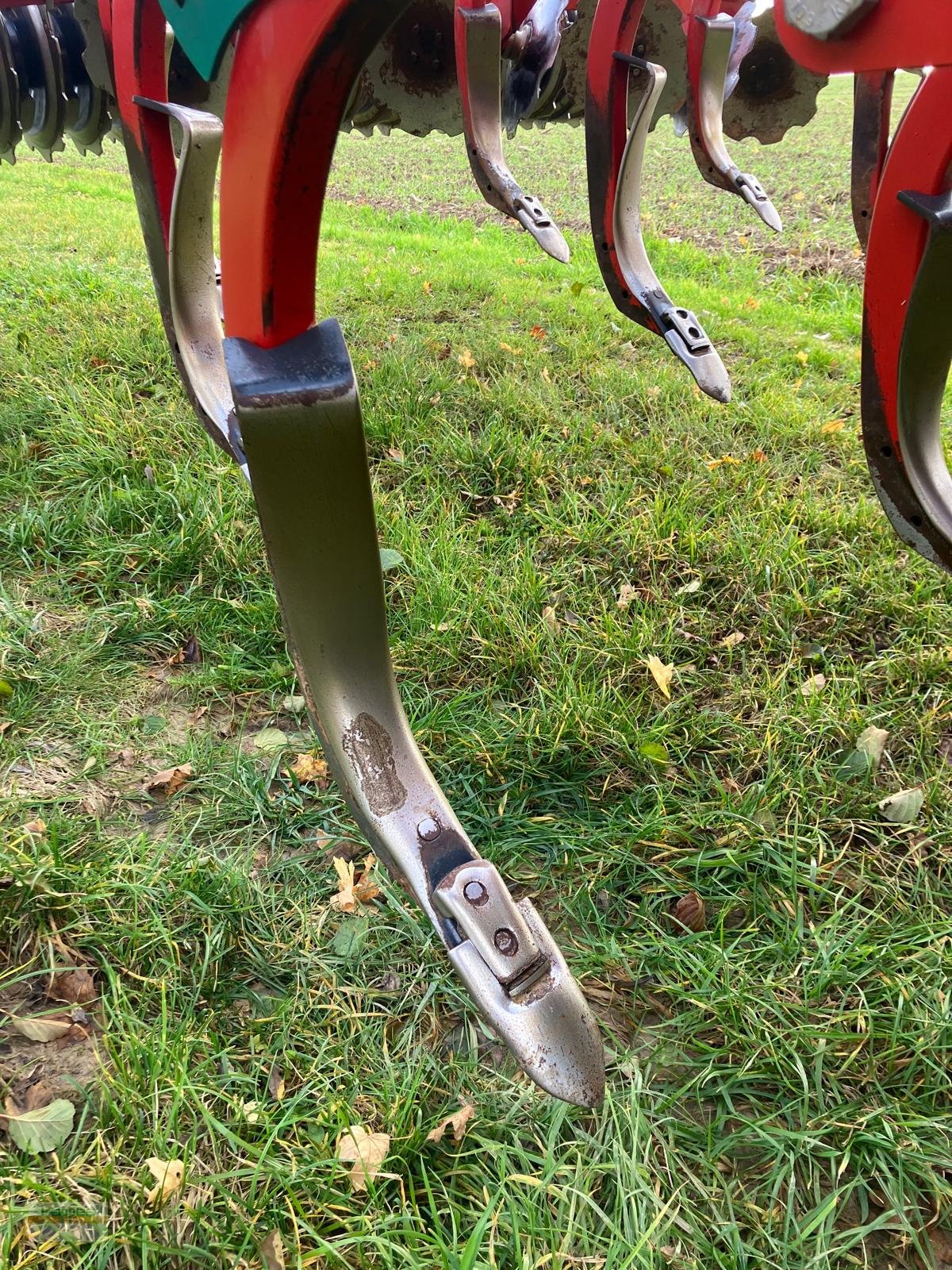 Grubber des Typs Kverneland Enduro 4000, Gebrauchtmaschine in Niederstetten (Bild 13)