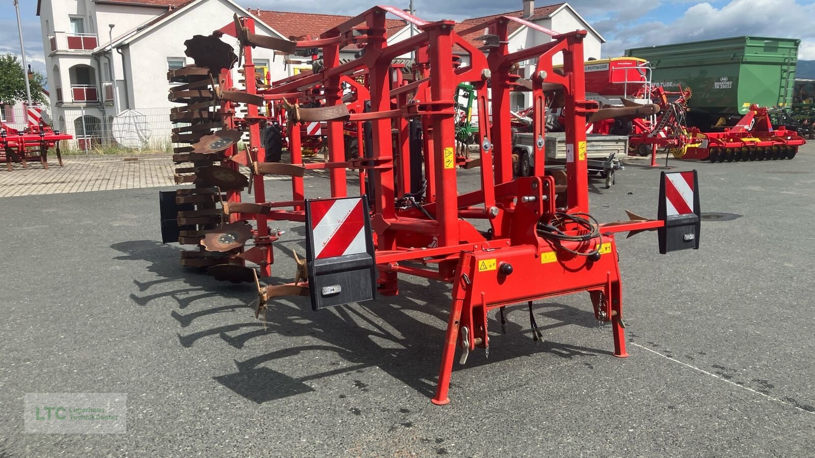 Grubber typu Kverneland Enduro 4000F, Vorführmaschine v Großpetersdorf (Obrázek 2)