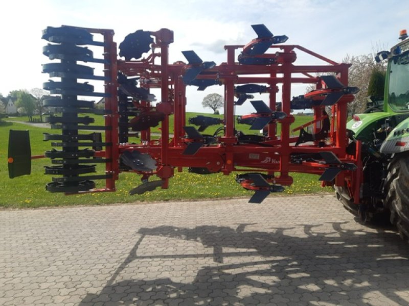 Grubber des Typs Kverneland Enduro F Grubber, Gebrauchtmaschine in Petersberg (Bild 4)