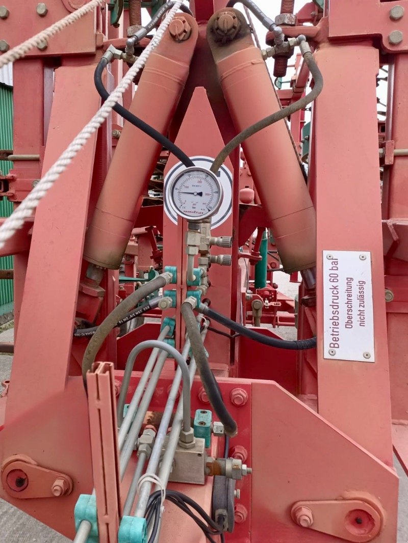 Grubber des Typs Kverneland GFG 600 KW, Gebrauchtmaschine in Liebenwalde (Bild 11)