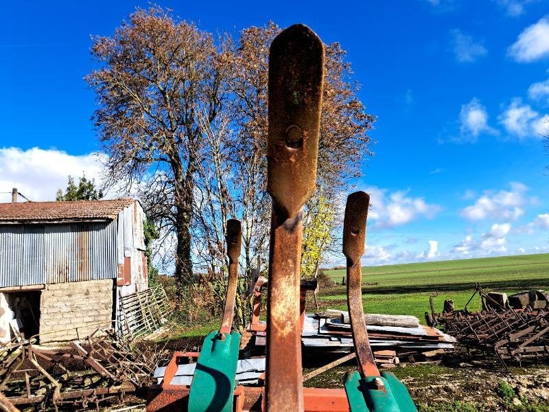 Grubber a típus Kverneland TURBO, Gebrauchtmaschine ekkor: CHAUMESNIL (Kép 6)