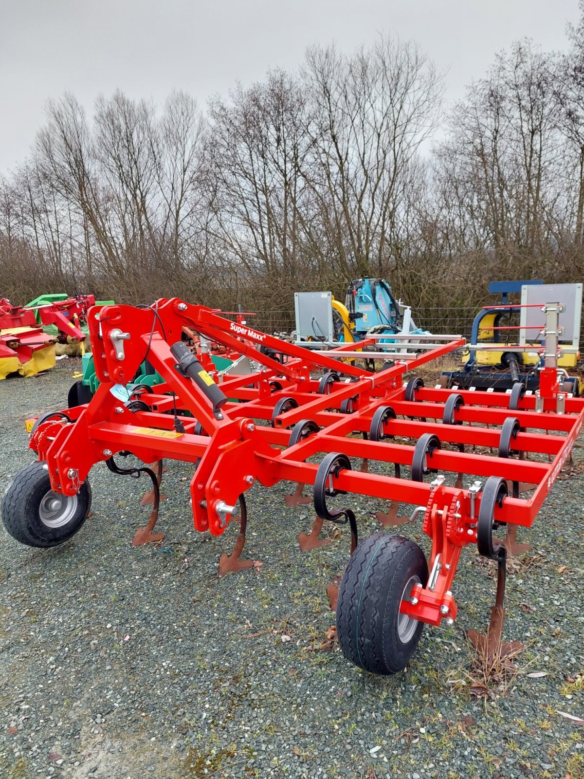 Grubber του τύπου Leichtgrubber Güttler 3 m, Striegel, Gänsefußschar, Stützräder ., Gebrauchtmaschine σε Strem (Φωτογραφία 1)