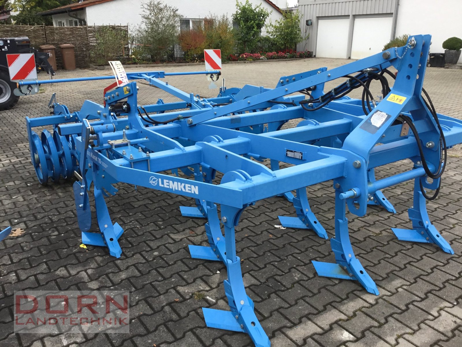 Grubber des Typs Lemken Abverkauf Karat 10/300, Neumaschine in Straubing (Bild 2)