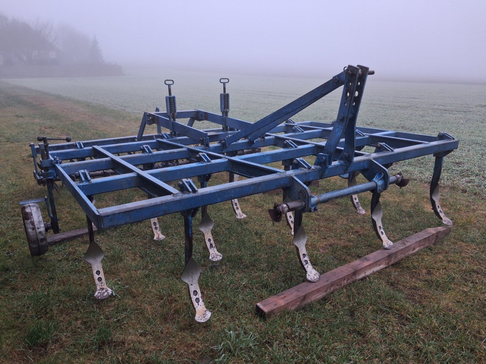 Grubber des Typs Lemken Achat 15, Gebrauchtmaschine in Gefrees (Bild 1)