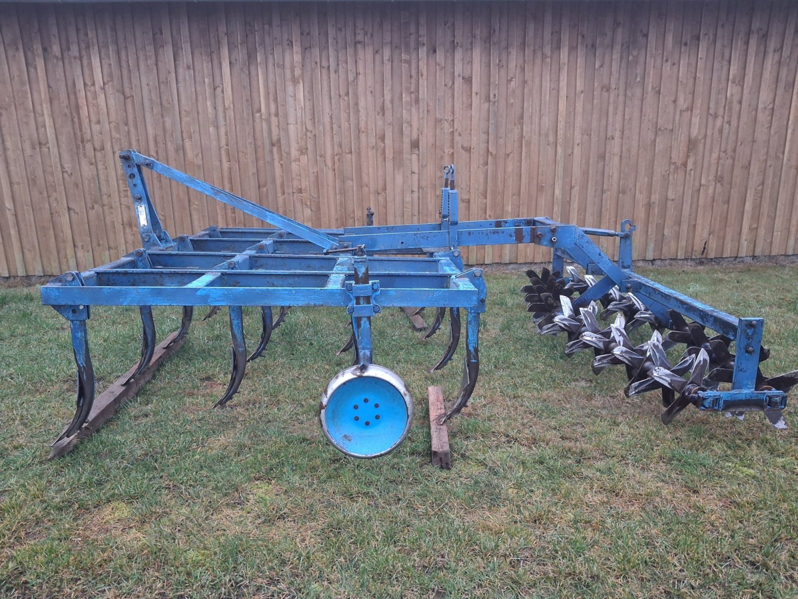Grubber des Typs Lemken Achat 15, Gebrauchtmaschine in Gefrees (Bild 2)