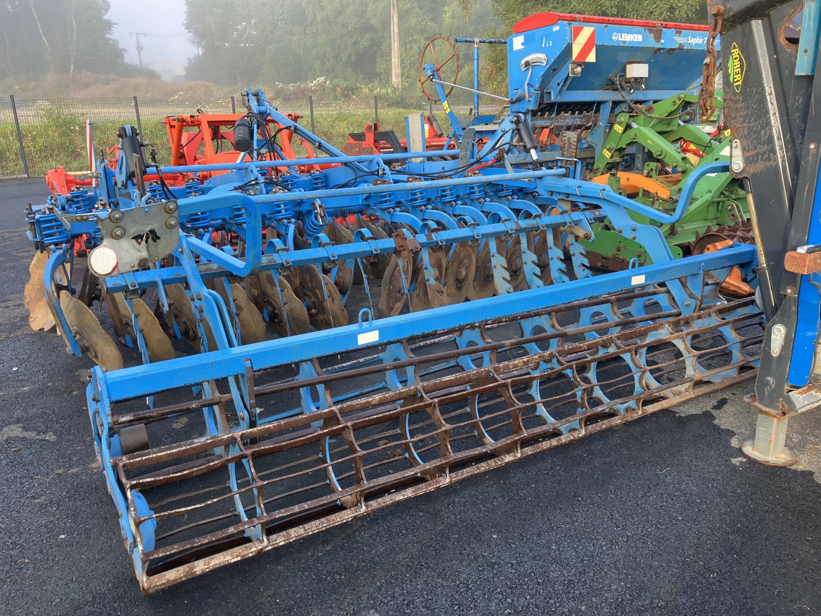 Grubber typu Lemken DECHAUMEUR LEMKEN RUBIN 10/350, Gebrauchtmaschine v PLOUIGNEAU (Obrázek 4)