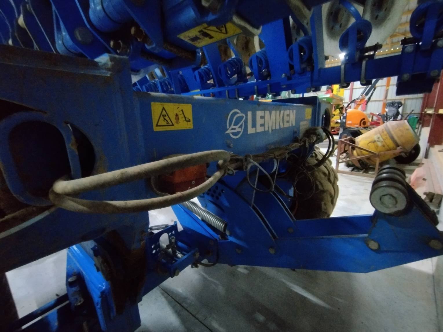 Grubber du type Lemken GIGANT 10/800 RUBIN, Gebrauchtmaschine en Le Horps (Photo 10)