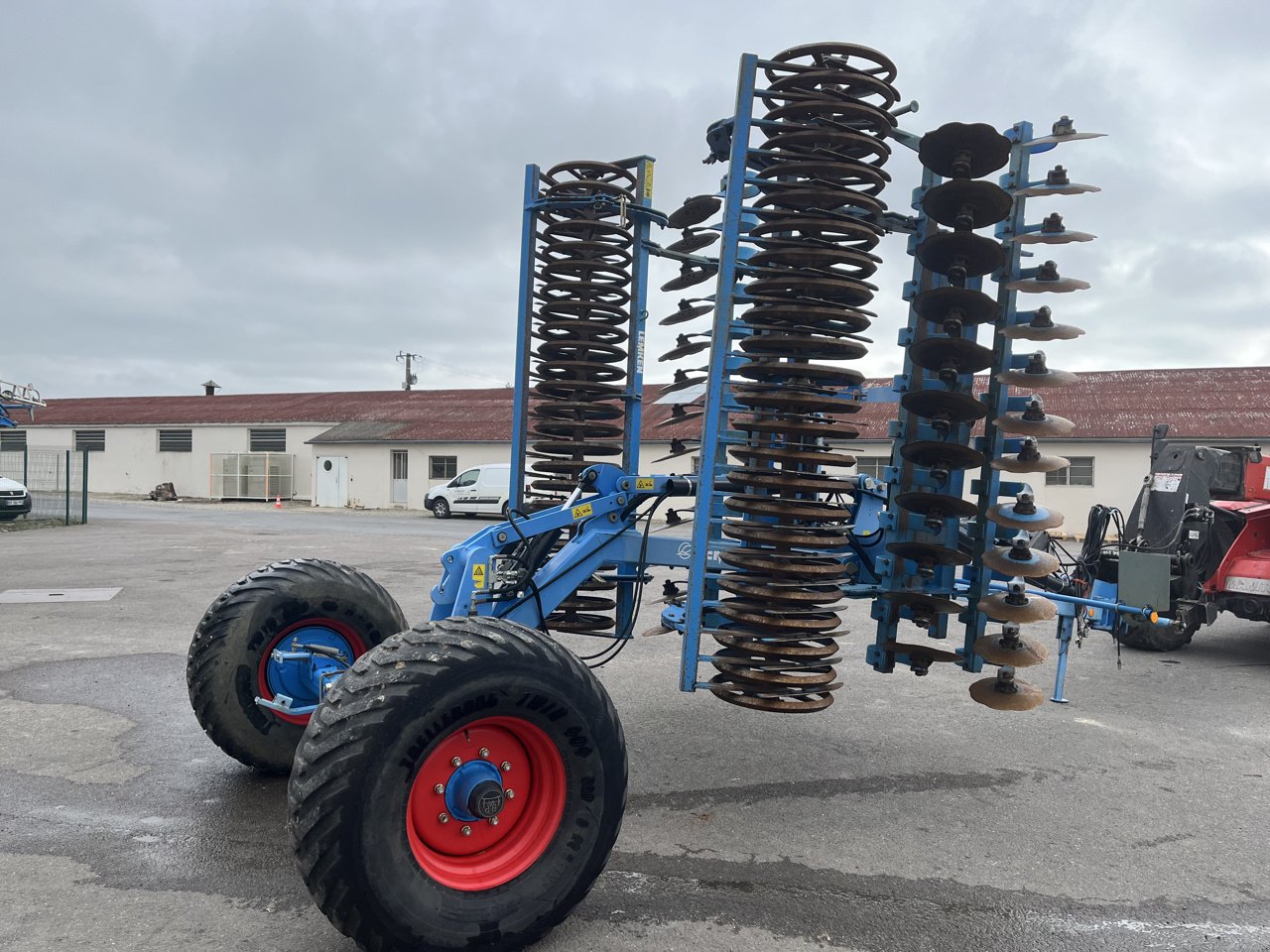 Grubber des Typs Lemken Heliodor 8/600, Gebrauchtmaschine in VERT TOULON (Bild 7)