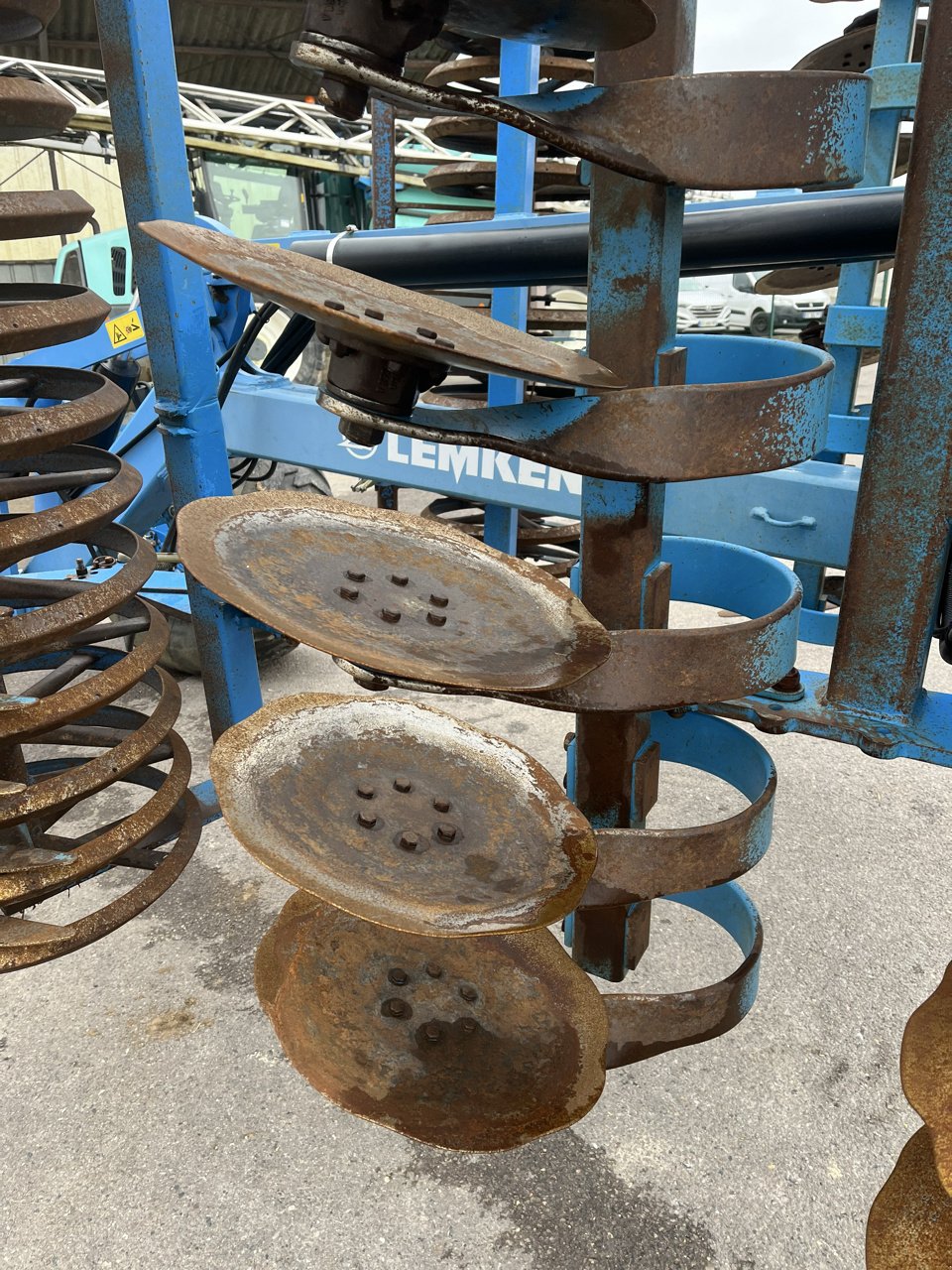 Grubber des Typs Lemken Heliodor 8/600, Gebrauchtmaschine in VERT TOULON (Bild 4)