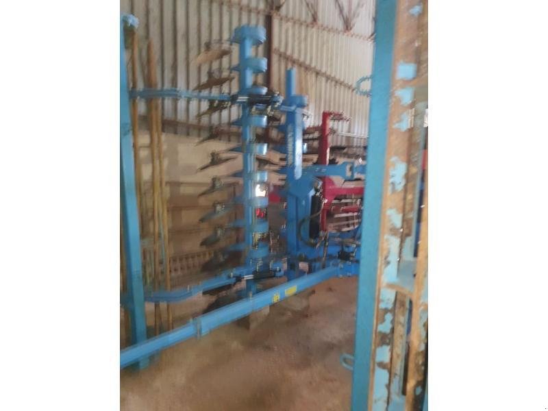 Grubber des Typs Lemken HELIODOR 9/500K, Gebrauchtmaschine in BRAY en Val (Bild 4)