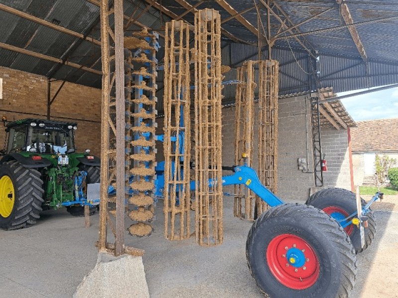 Grubber typu Lemken HELIODOR 9/700KA, Gebrauchtmaschine v PITHIVIERS Cedex (Obrázek 3)