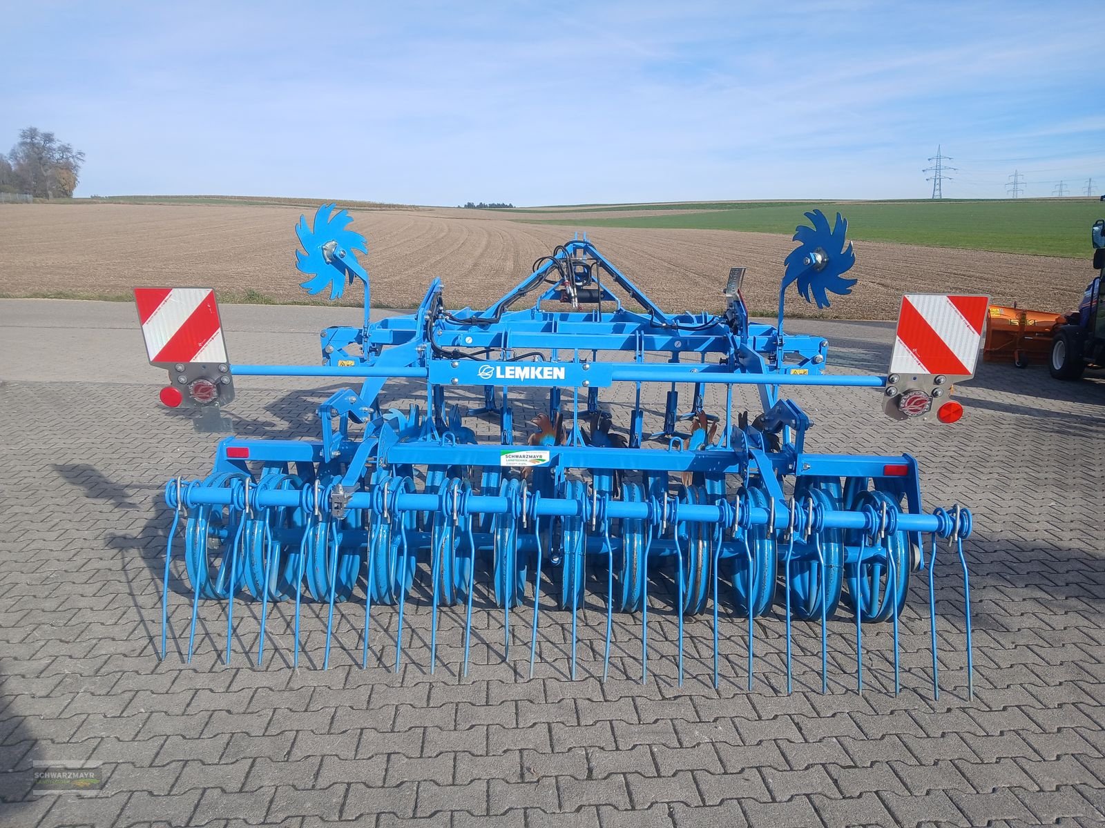 Grubber van het type Lemken Karat 10/300 DPW, Vorführmaschine in Aurolzmünster (Foto 3)
