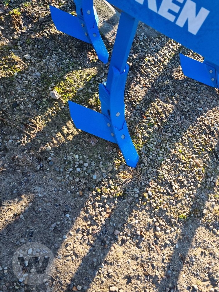 Grubber des Typs Lemken Karat 10/300 U, Neumaschine in Börm (Bild 3)