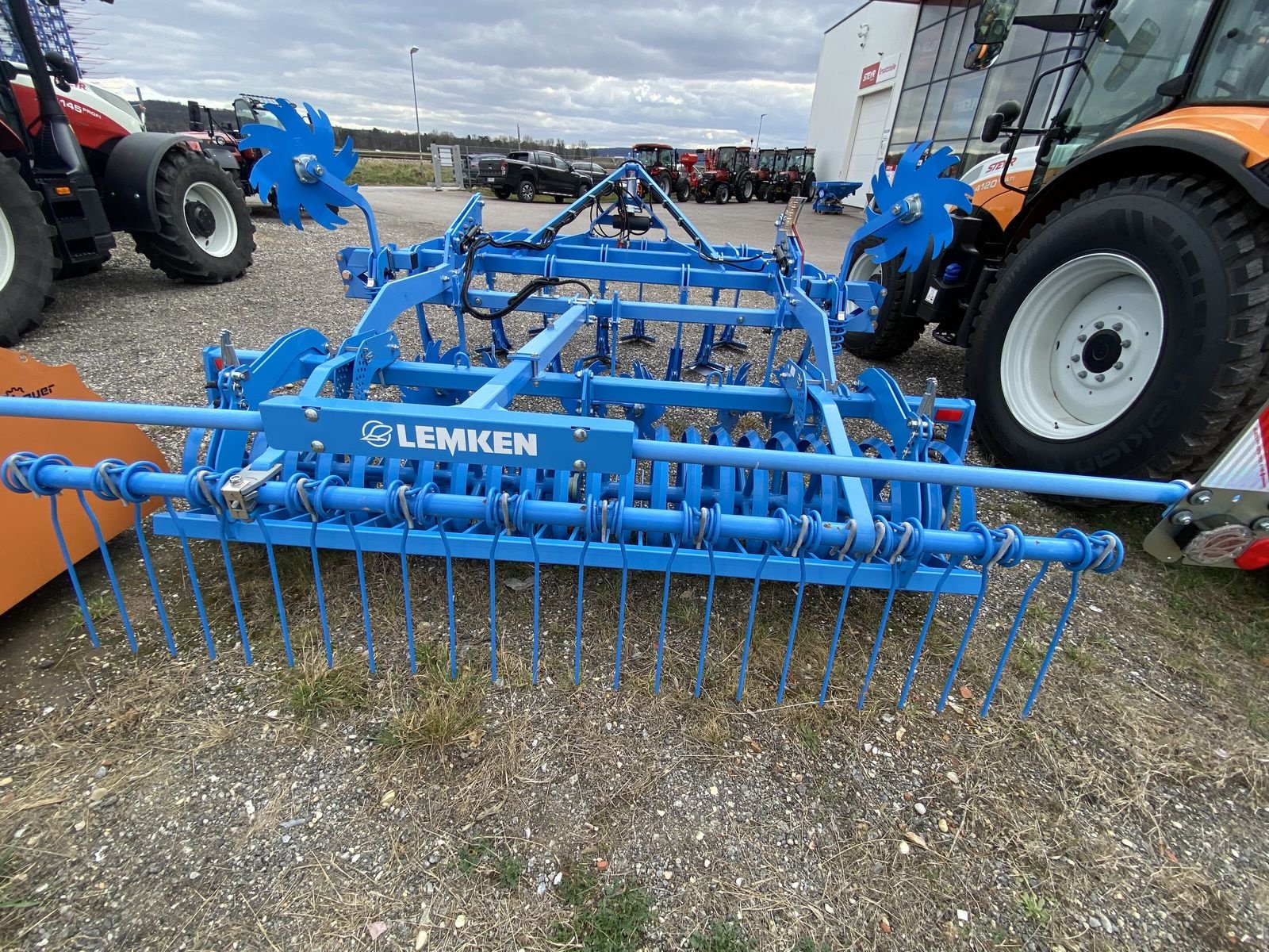 Grubber des Typs Lemken Karat 10/300, Vorführmaschine in Harmannsdorf (Bild 5)