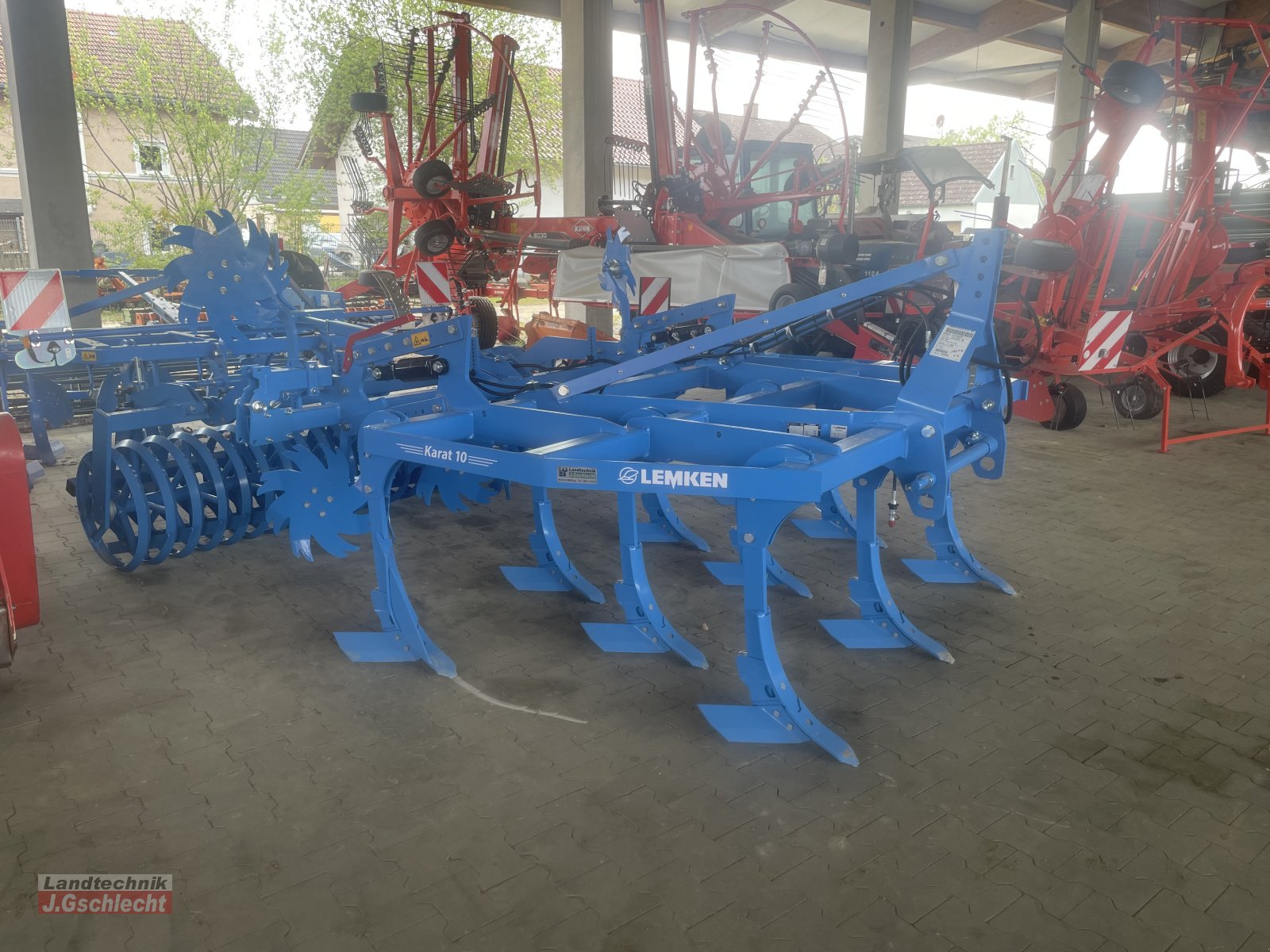 Grubber des Typs Lemken Karat 10/300, Neumaschine in Mühldorf (Bild 3)