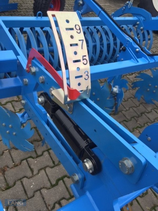 Grubber des Typs Lemken Karat 10-300, Gebrauchtmaschine in Rottenburg (Bild 2)