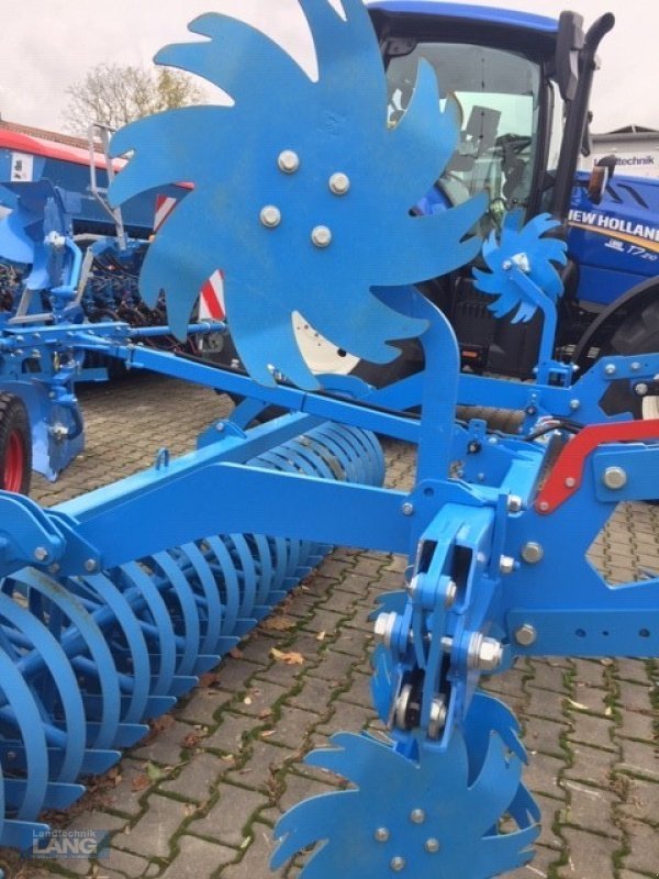Grubber des Typs Lemken Karat 10-300, Gebrauchtmaschine in Rottenburg (Bild 3)