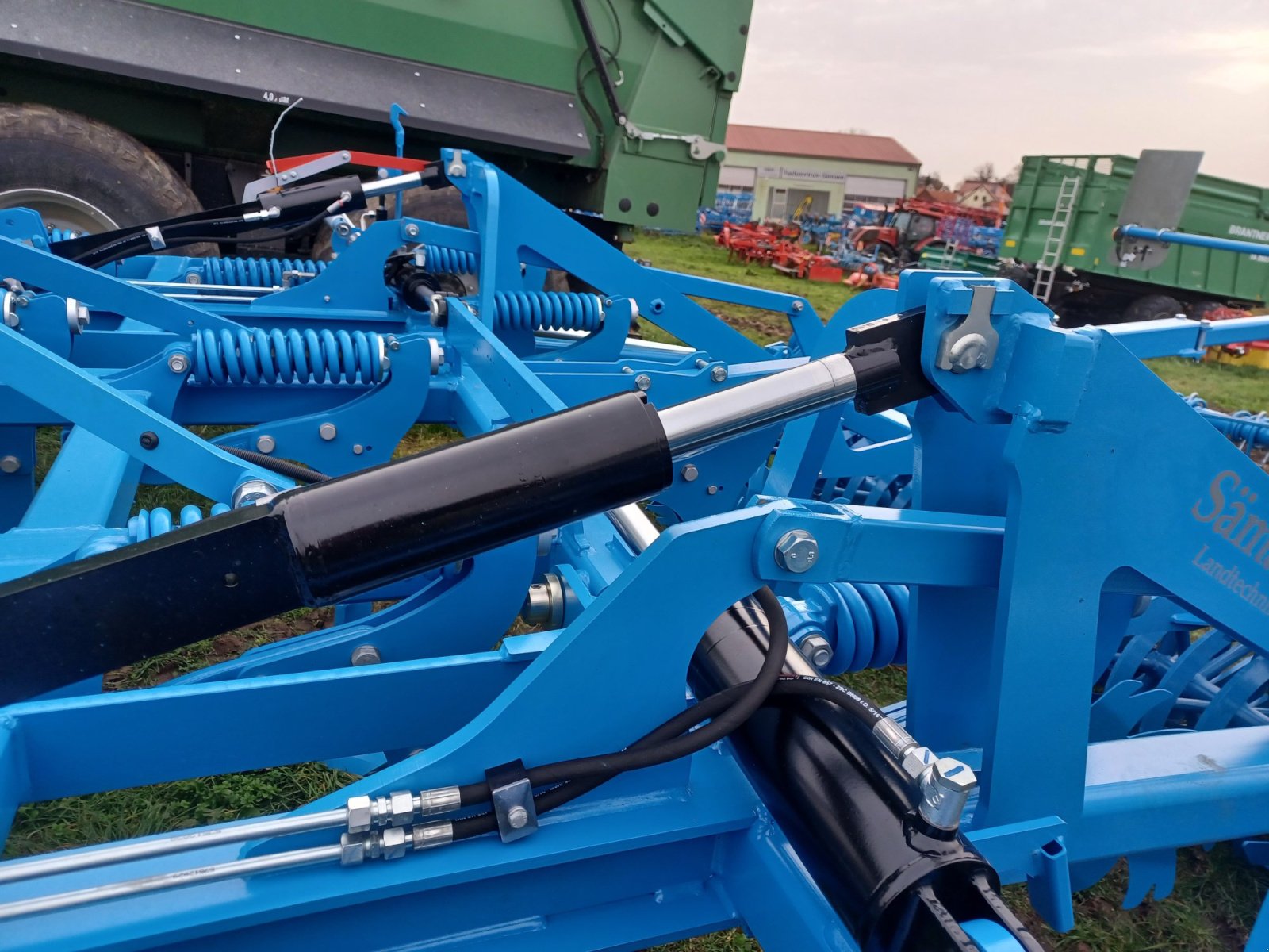 Grubber of the type Lemken Karat 10/400 KU, Neumaschine in Uffenheim (Picture 6)