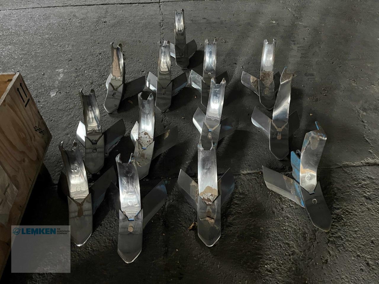 Grubber typu Lemken Karat 10/400 KUA, Gebrauchtmaschine v Budapest (Obrázek 3)