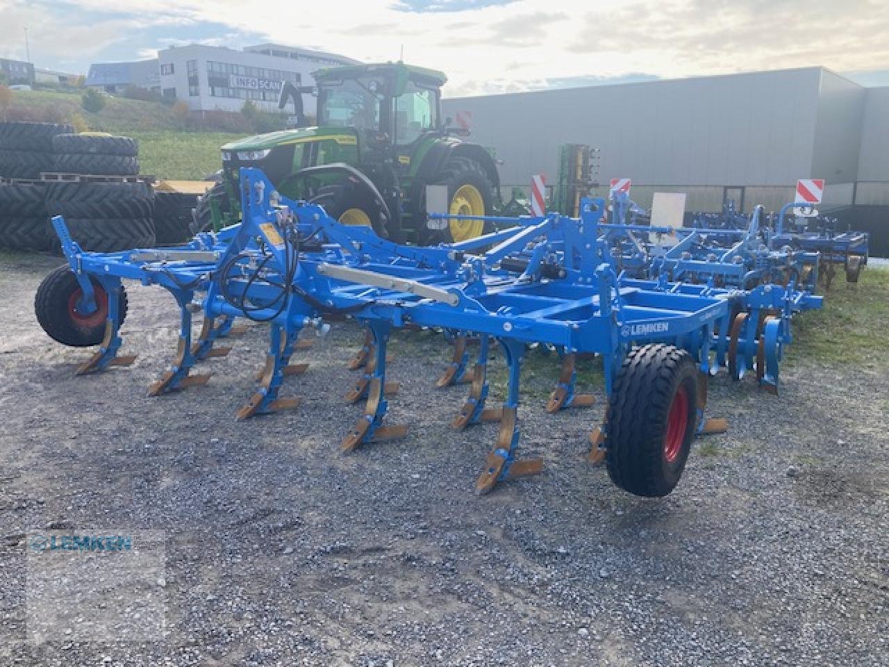 Grubber от тип Lemken Karat 10/500 K - Adventskalender Tor 11, Gebrauchtmaschine в Hohentengen (Снимка 1)