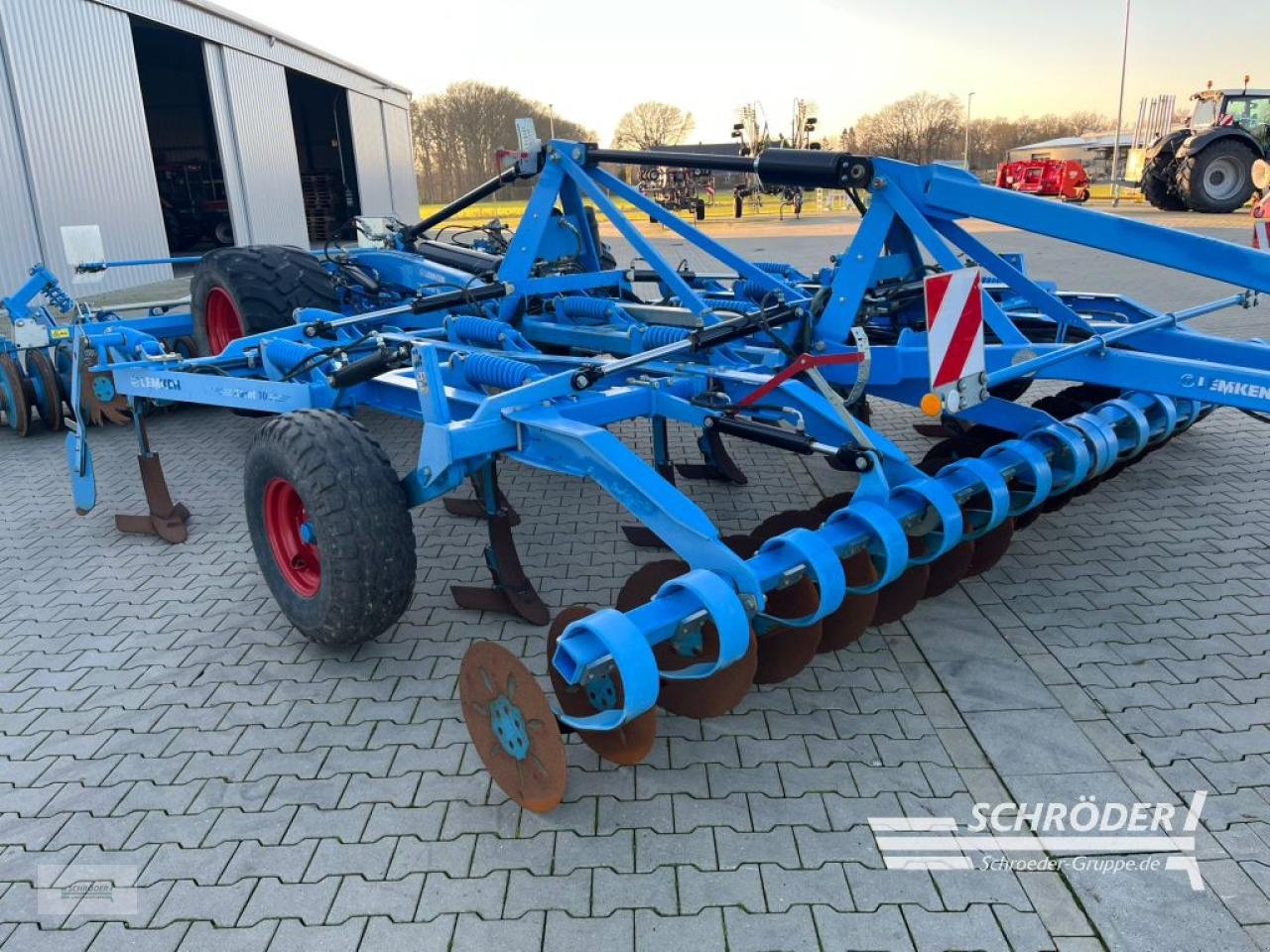 Grubber типа Lemken KARAT 10/500 KUA + SATZ DELTACUT SCHARE, Gebrauchtmaschine в Scharrel (Фотография 5)