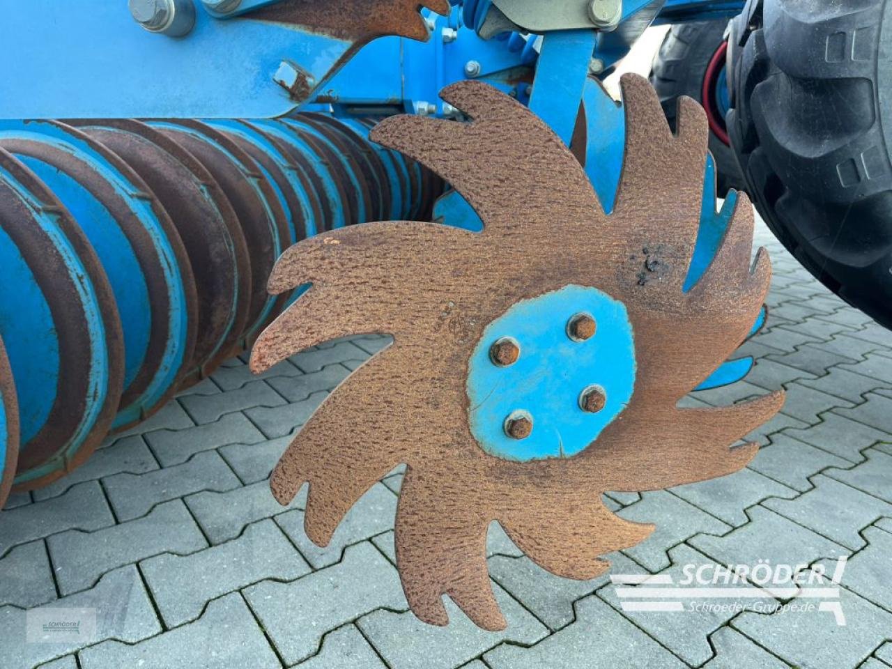 Grubber типа Lemken KARAT 10/500 KUA + SATZ DELTACUT SCHARE, Gebrauchtmaschine в Scharrel (Фотография 10)