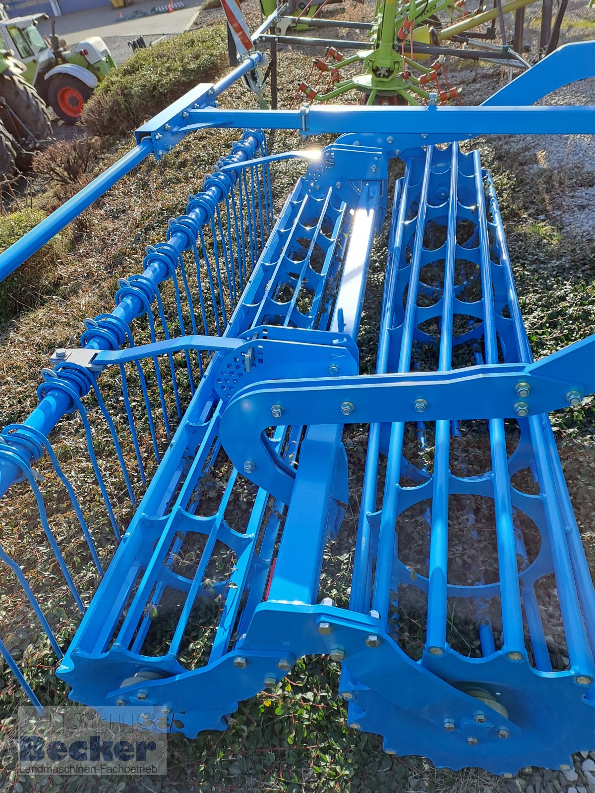 Grubber des Typs Lemken Karat 10, Neumaschine in Weimar-Niederwalgern (Bild 8)