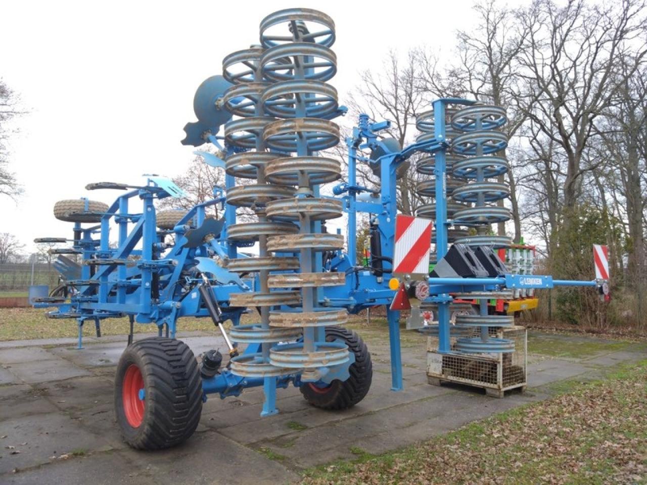 Grubber des Typs Lemken KARAT 12/500 KUA, Neumaschine in Vehlow (Bild 5)