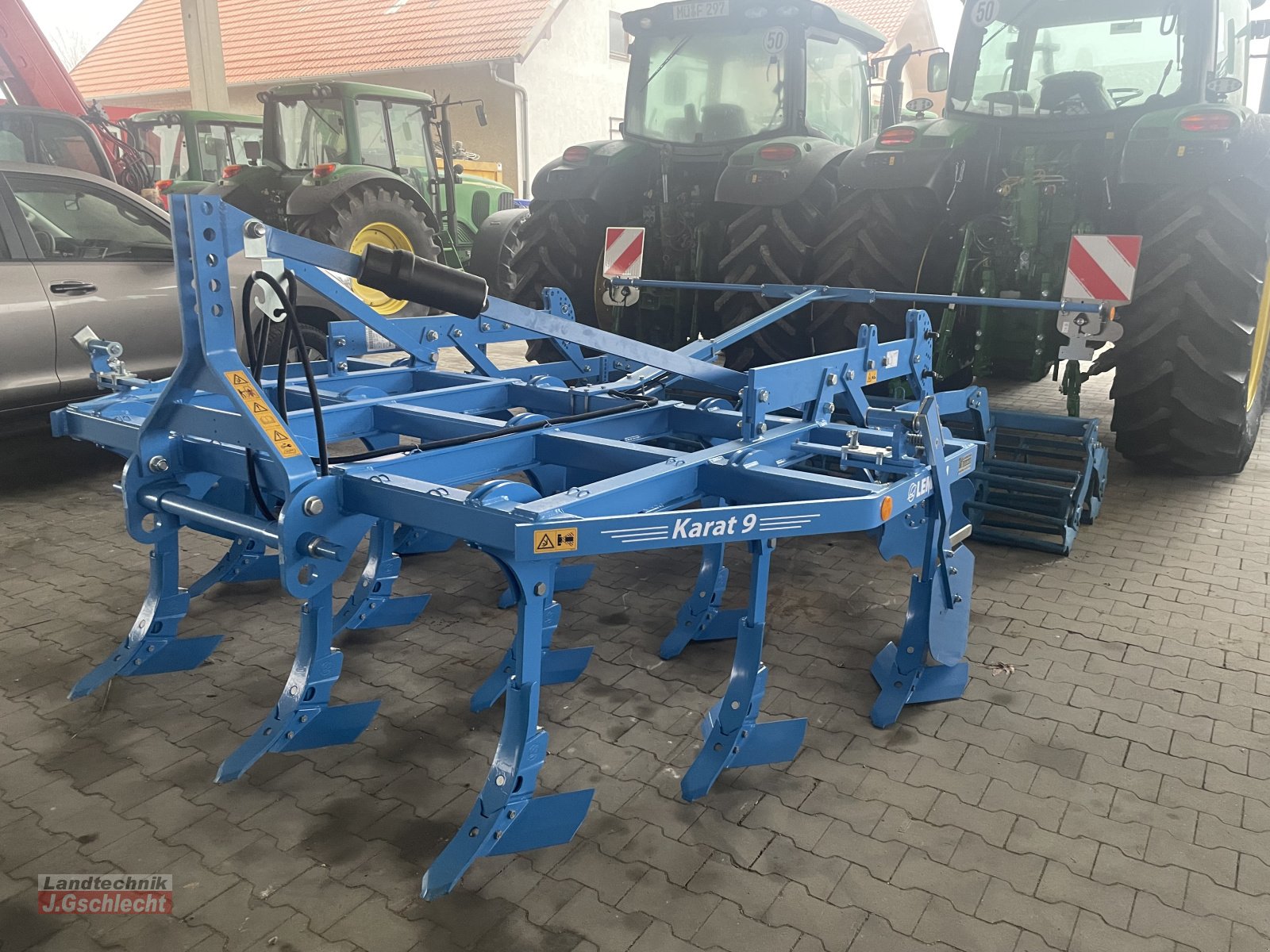 Grubber des Typs Lemken Karat 9/300, Neumaschine in Mühldorf (Bild 4)