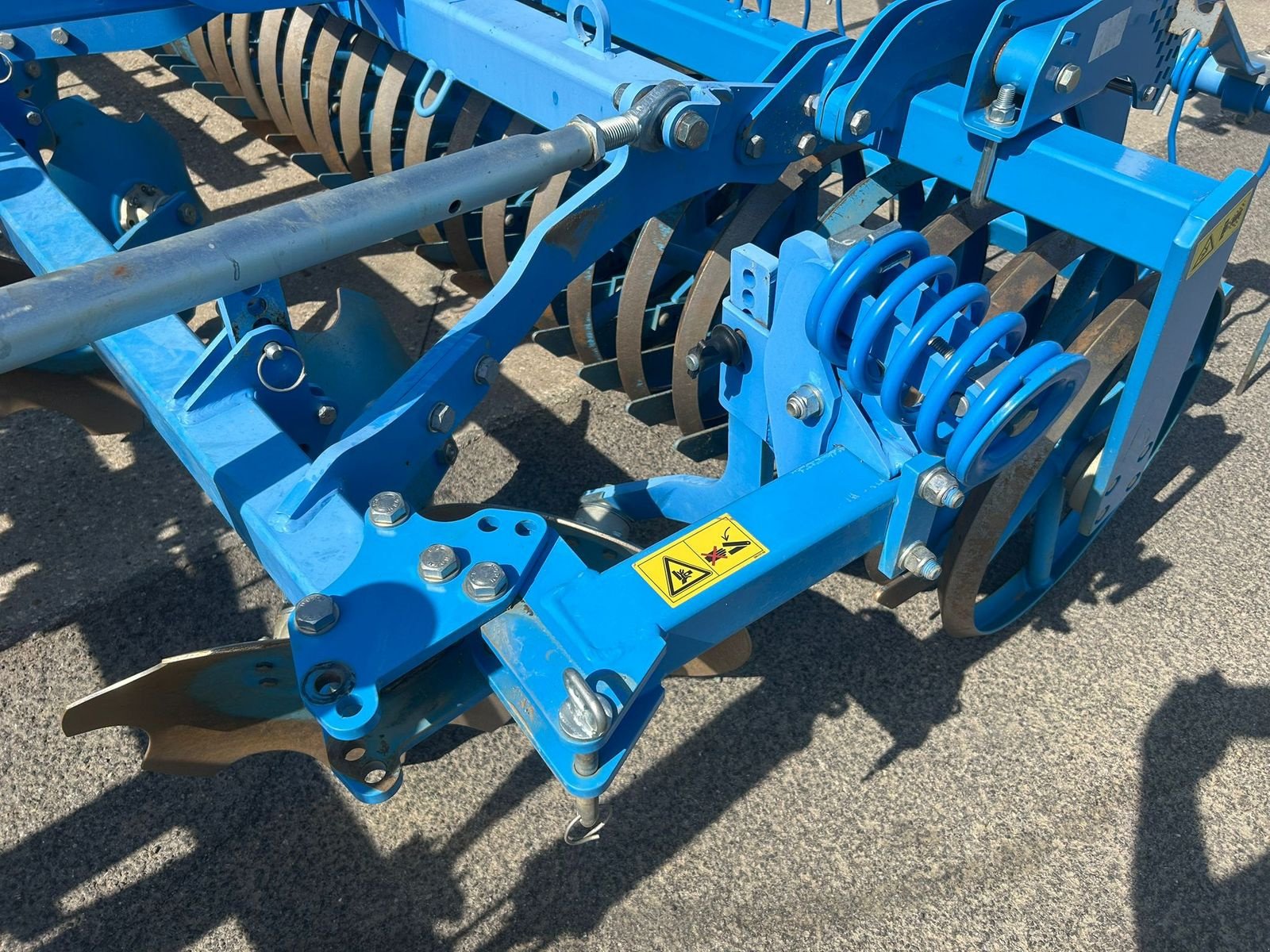 Grubber of the type Lemken Karat 9/400 KU, Vorführmaschine in Starrein (Picture 13)