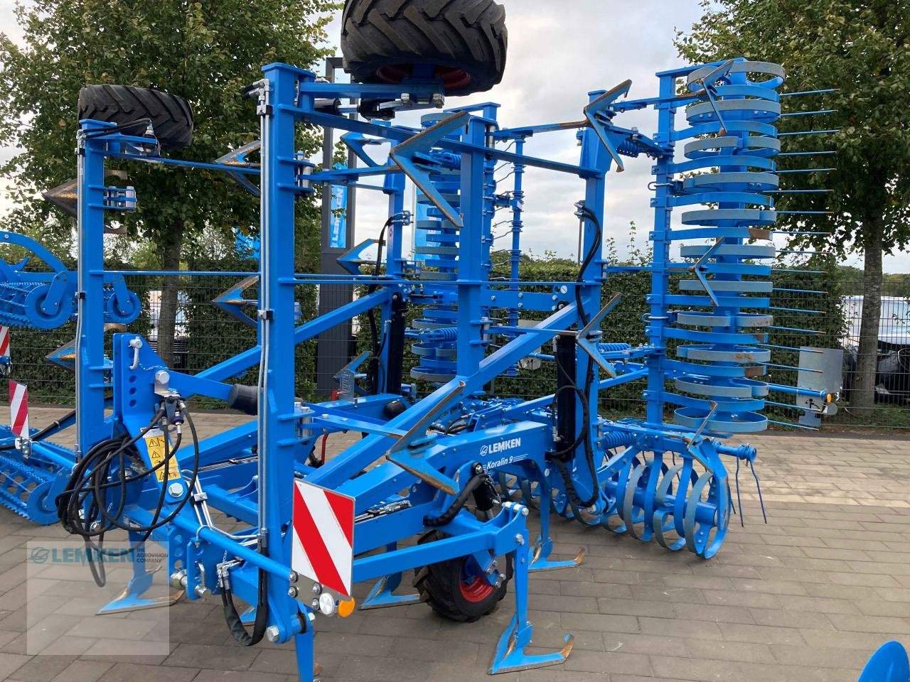 Grubber des Typs Lemken Koralin 9/660 K (Agritechnica Special-Sale), Gebrauchtmaschine in Alpen (Bild 2)