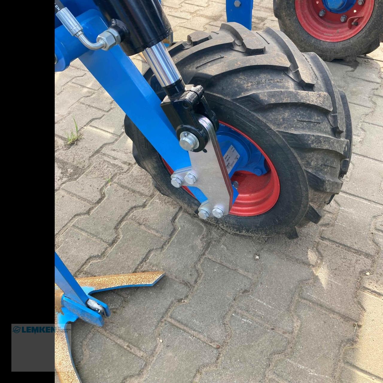 Grubber des Typs Lemken Koralin 9/660 K, Gebrauchtmaschine in Alpen (Bild 11)