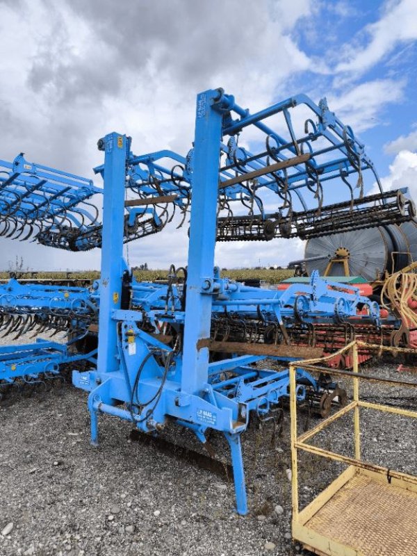 Grubber des Typs Lemken Korund 750L, Gebrauchtmaschine in azerailles (Bild 1)