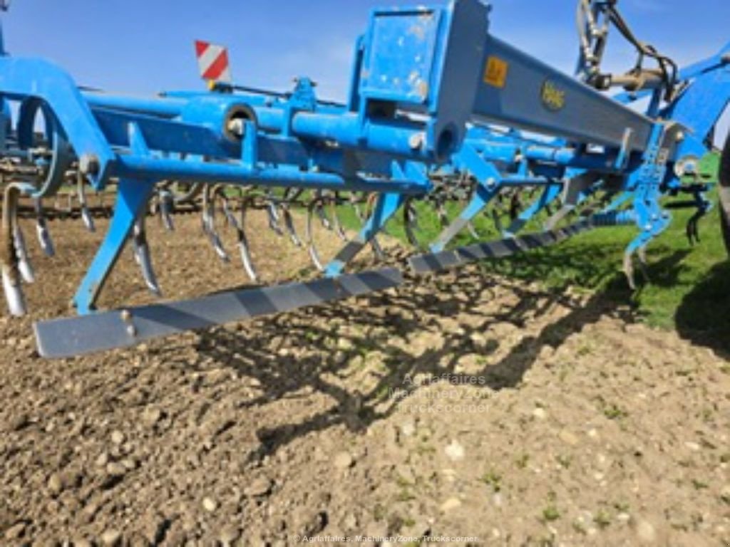 Grubber des Typs Lemken Korund 8  750 K, Gebrauchtmaschine in azerailles (Bild 7)