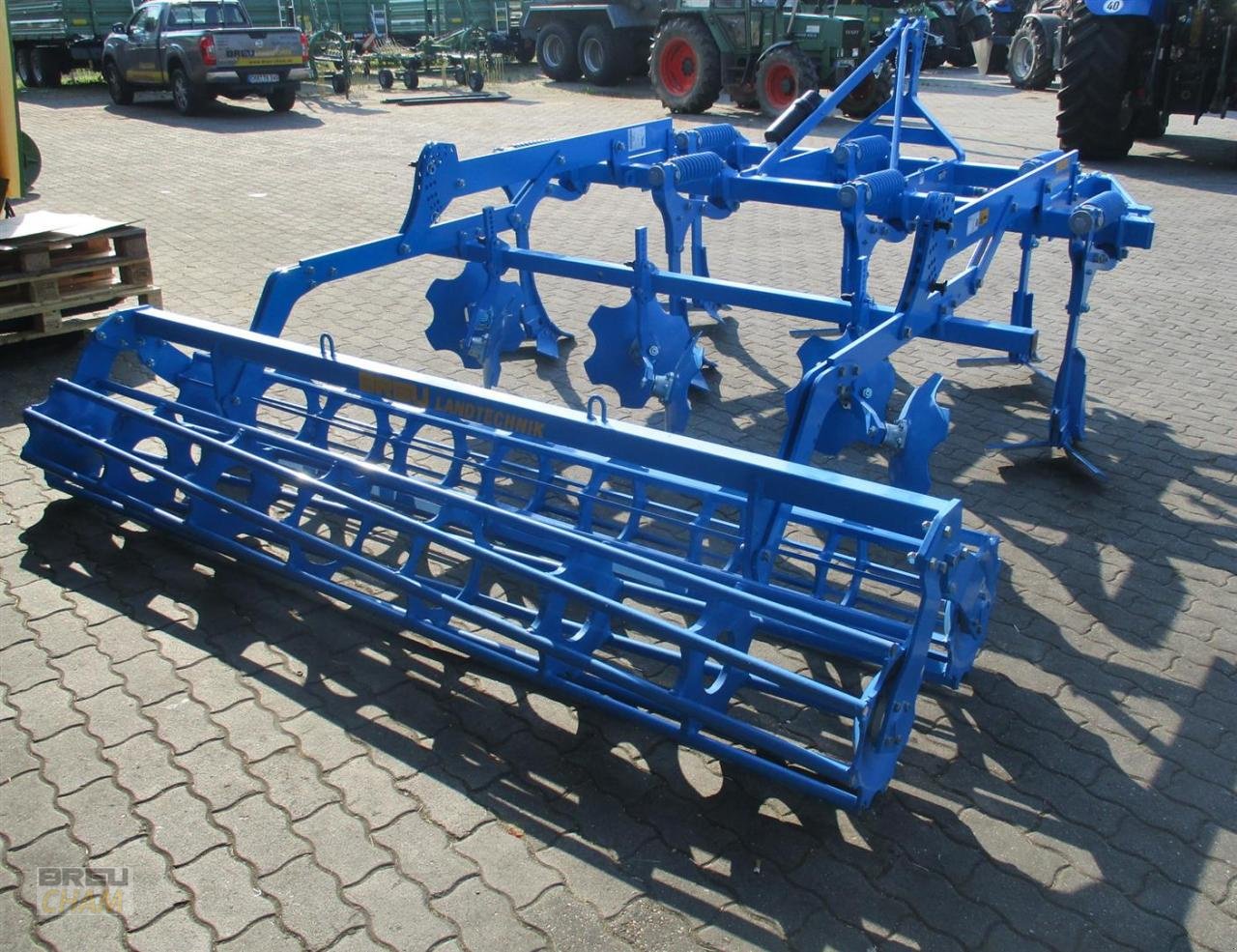 Grubber of the type Lemken Kristall 9/300 U, Neumaschine in Cham (Picture 3)