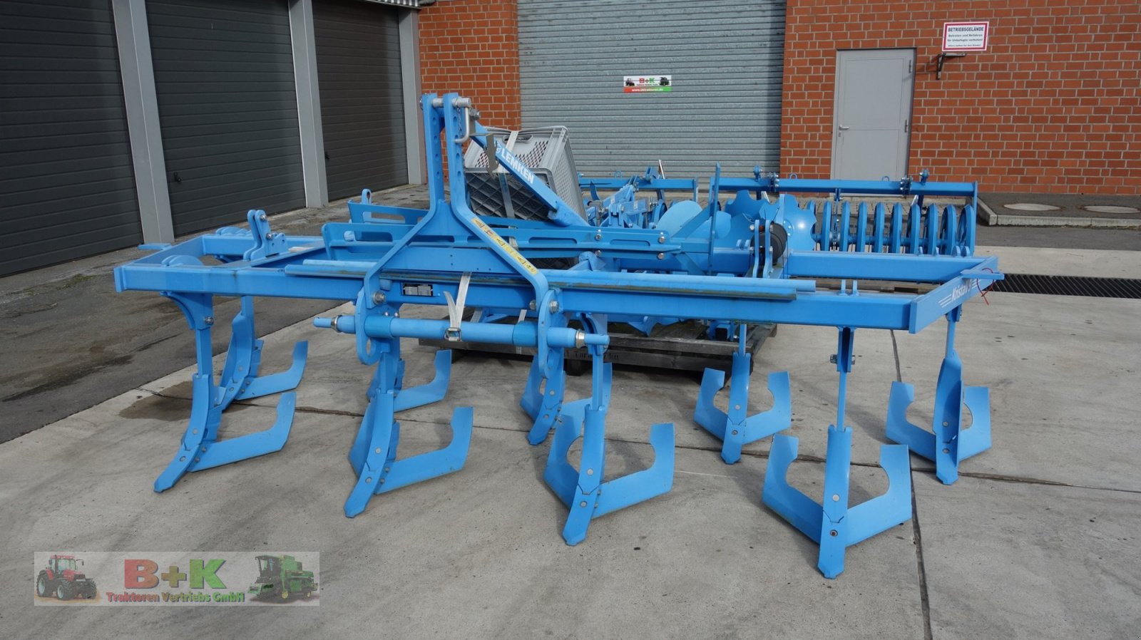 Grubber des Typs Lemken Kristall 9/400, Neumaschine in Kettenkamp (Bild 2)