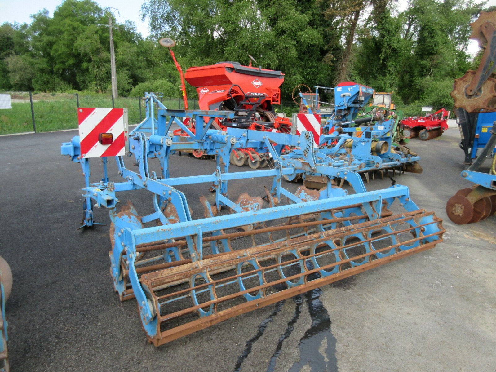 Grubber des Typs Lemken KRISTALL 9, Gebrauchtmaschine in PLOUIGNEAU (Bild 3)
