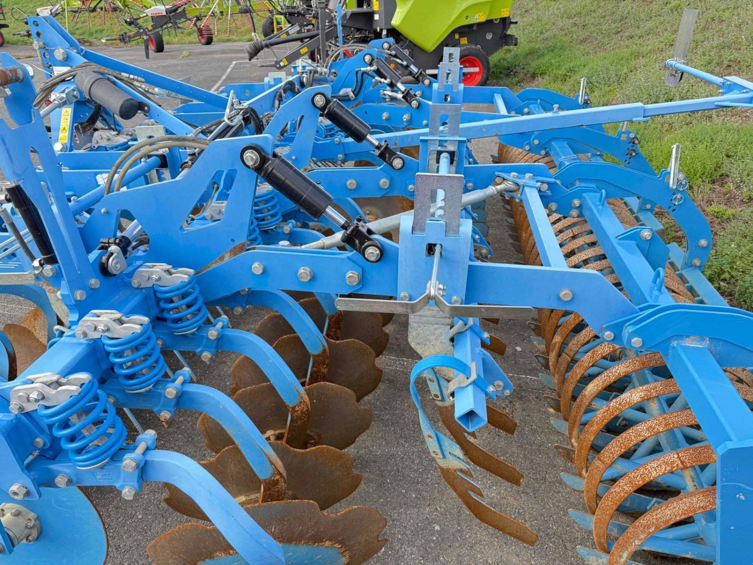 Grubber typu Lemken RUBIN 10/400 KU, Gebrauchtmaschine v ST ELIX THEUX (Obrázok 10)