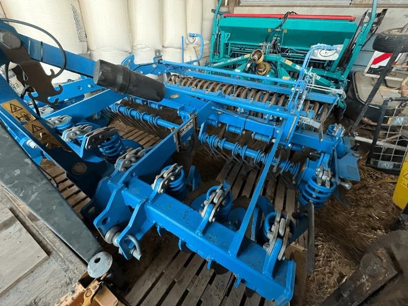 Grubber typu Lemken RUBIN 9/300 U, Gebrauchtmaschine v LE PONT CHRETIEN (Obrázek 2)