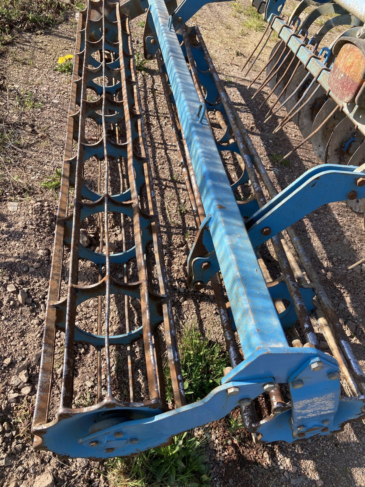 Grubber des Typs Lemken RUBIN 9/300 U, Gebrauchtmaschine in VAROIS & CHAIGNOT (Bild 4)