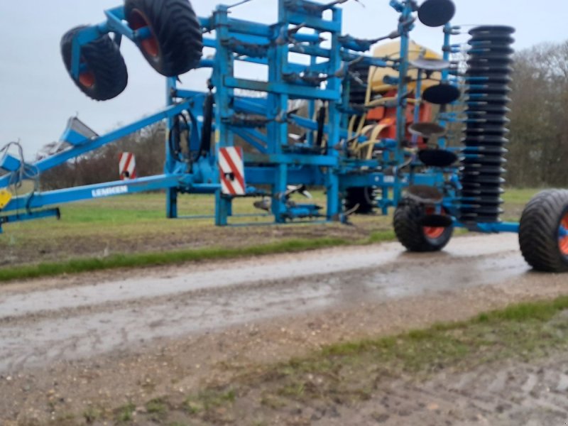 Grubber typu Lemken Thorit 9/500 med eldreven efterafgrødespreder Thorit 9 med fjedre udløser, Gebrauchtmaschine v Skive (Obrázek 1)