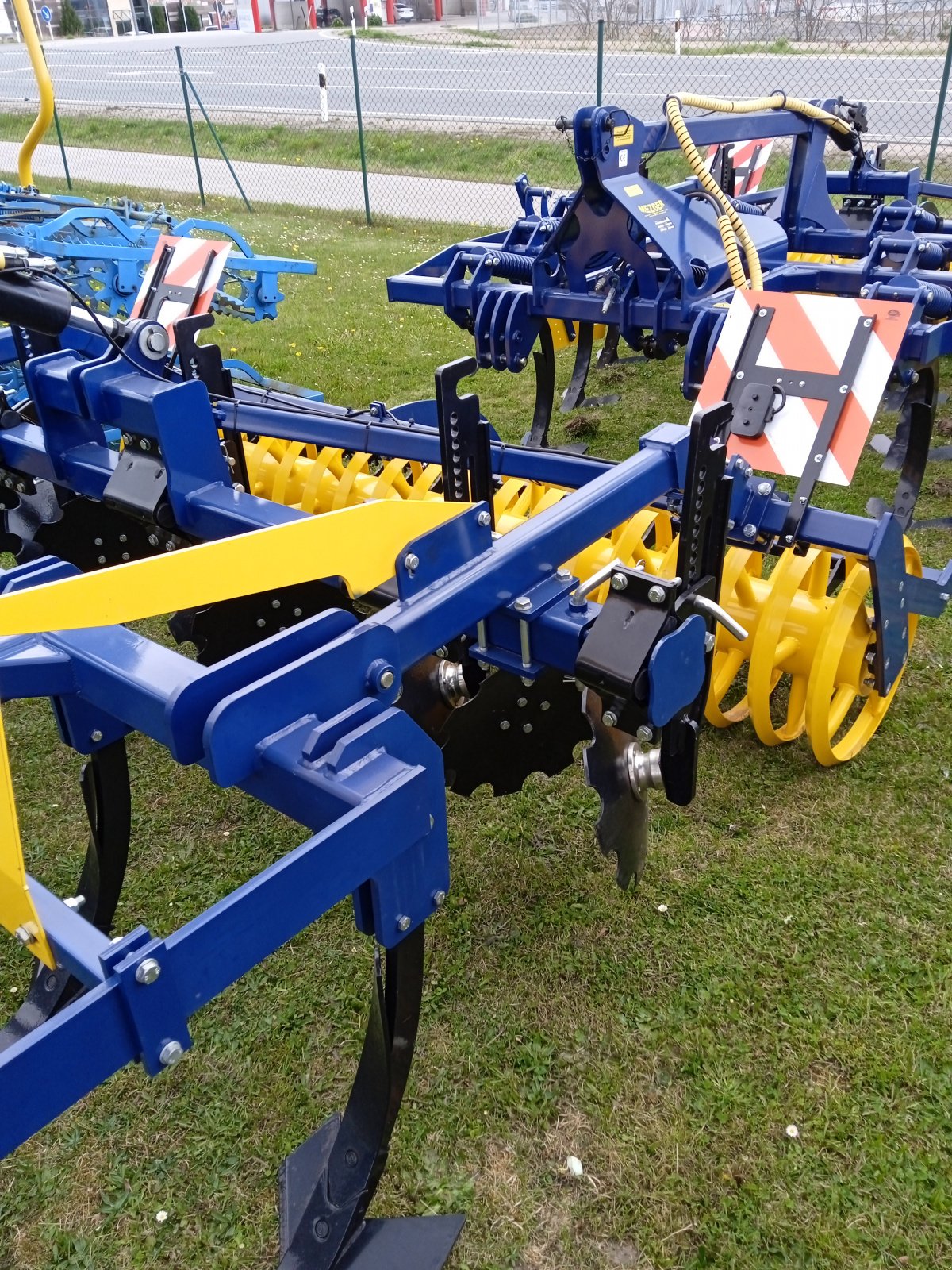 Grubber des Typs Mezger MG300, Neumaschine in Nittenau (Bild 3)