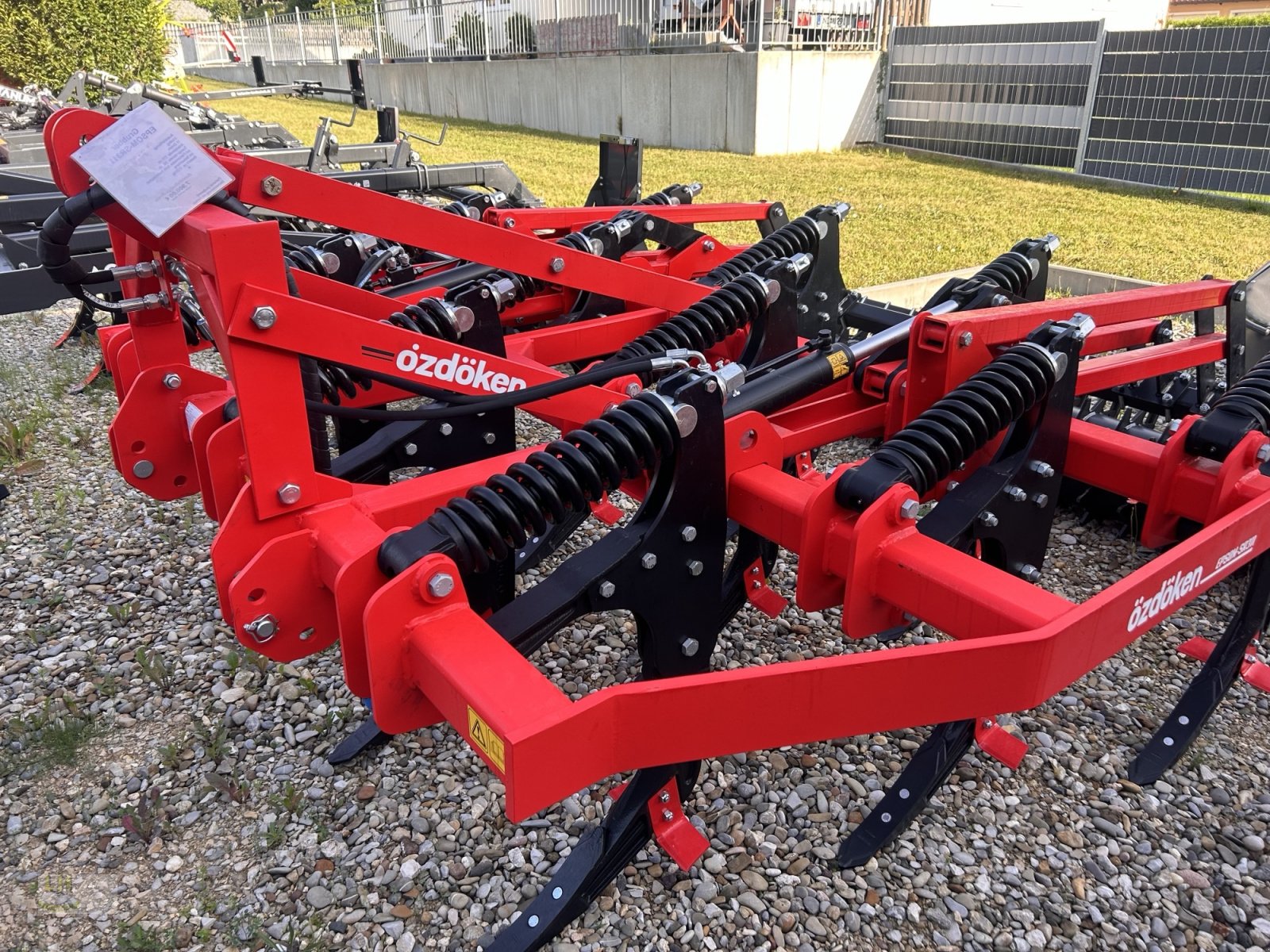 Grubber des Typs özdöken Epsom 311 Grubber, Neumaschine in Aresing (Bild 1)