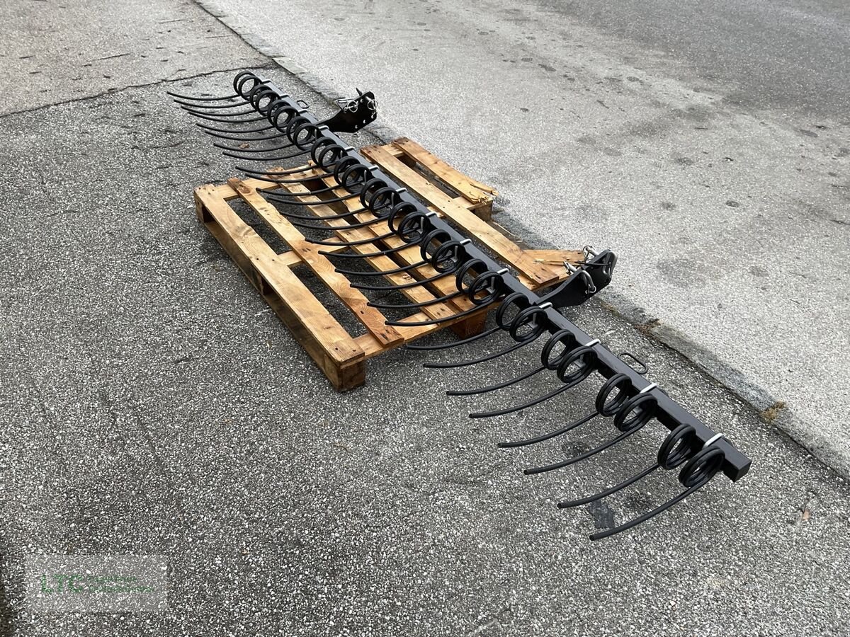 Grubber des Typs Pöttinger Nachlaufstriegel 3 m, Neumaschine in Kalsdorf (Bild 1)