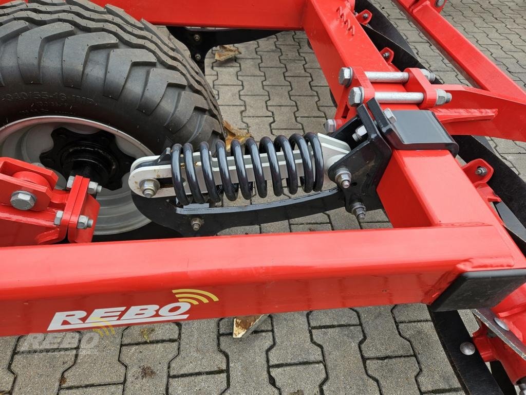 Grubber des Typs Pöttinger PLANO VT 6060, Gebrauchtmaschine in Neuenkirchen-Vörden (Bild 7)