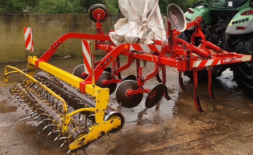 Grubber typu Pöttinger Synkro 3000 S, Gebrauchtmaschine v BRECE (Obrázek 1)