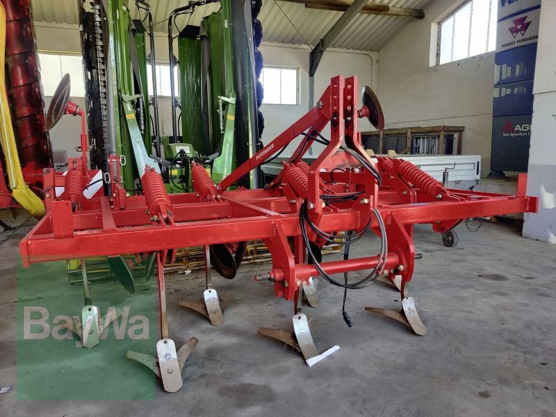 Grubber des Typs Pöttinger SYNKRO 3000 S, Gebrauchtmaschine in Wald/Roßbach (Bild 1)